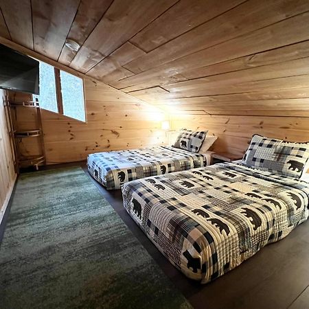 Firefly Fields 2-Acres With Guest House, Game Room, Mountain & River Views Sevierville Dış mekan fotoğraf