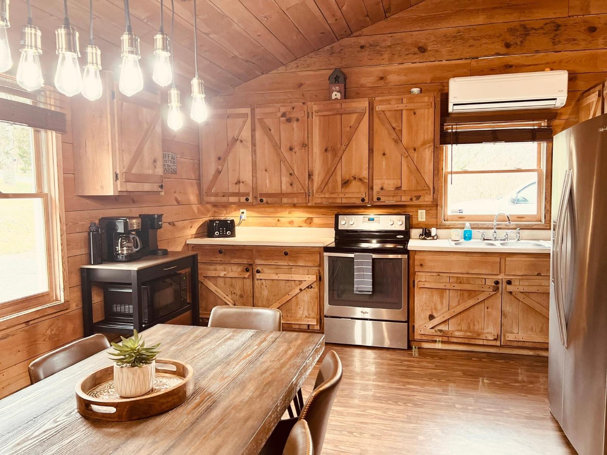 Firefly Fields 2-Acres With Guest House, Game Room, Mountain & River Views Sevierville Dış mekan fotoğraf