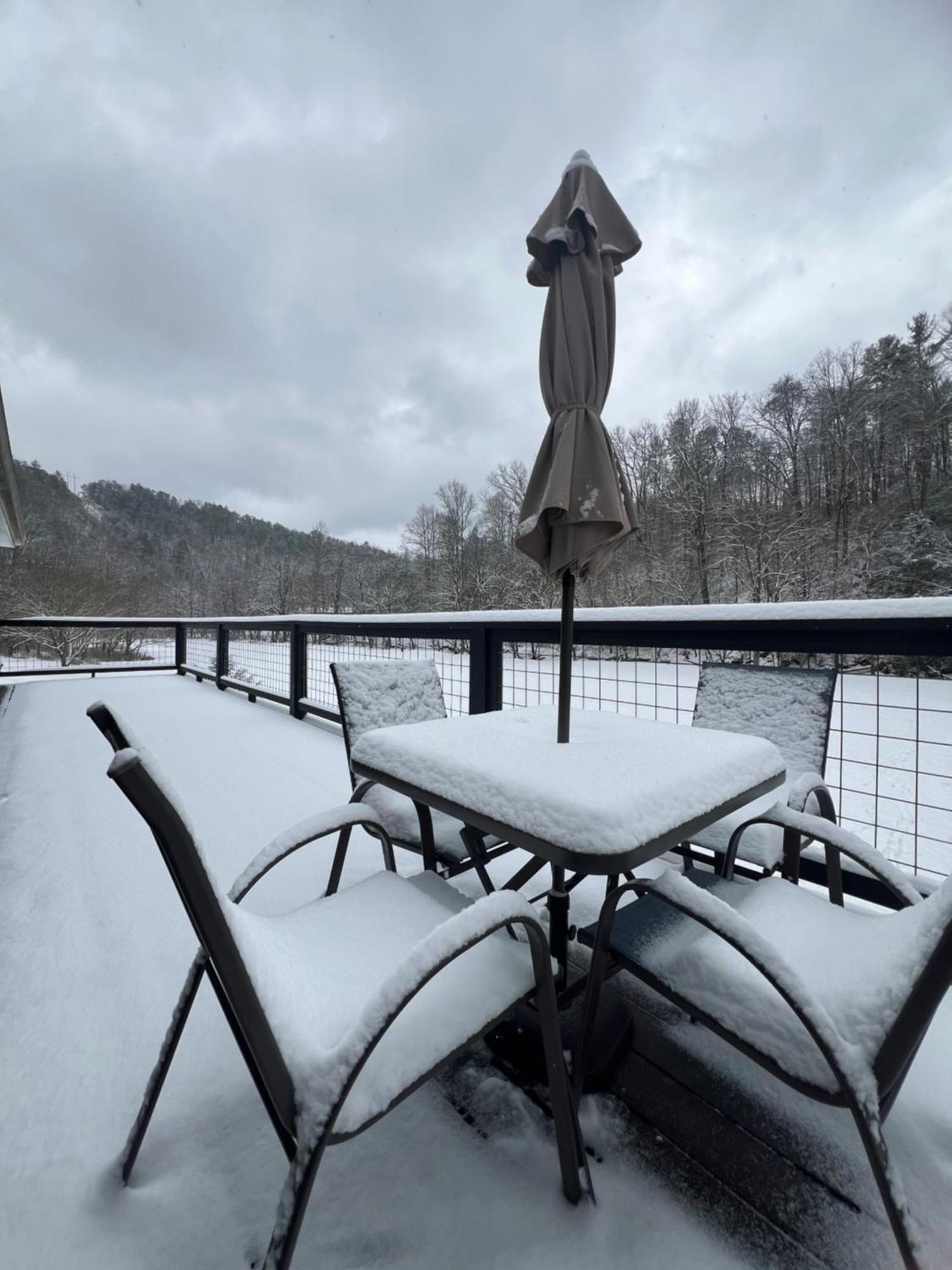 Firefly Fields 2-Acres With Guest House, Game Room, Mountain & River Views Sevierville Dış mekan fotoğraf
